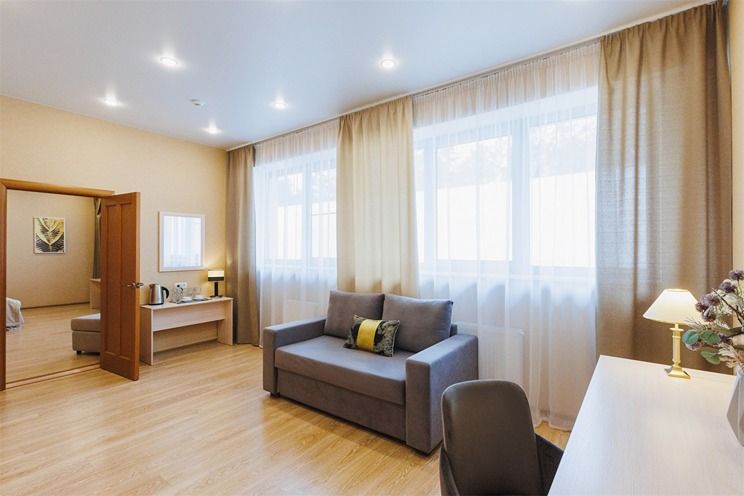 Полулюкс 2-местный 2-комнатный (Семейный)