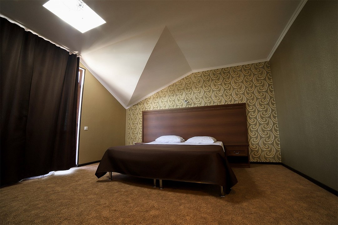 Люкс 2-комнатный с балконом