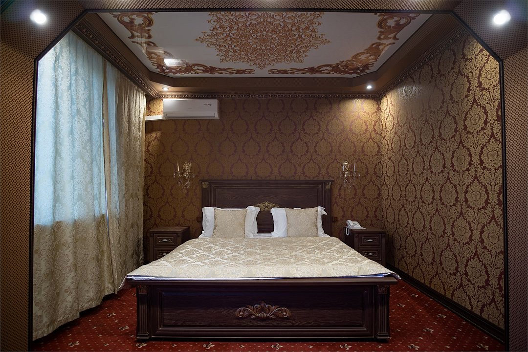 Люкс 2-местный (с гидромассажной ванной)