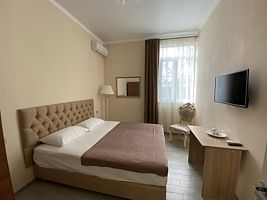Люкс с 2 комнатами, Мини-отель У Моря, Сухум