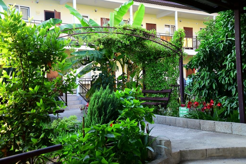 Мини-Отель Вавилон, Гудаутский район: фото 4