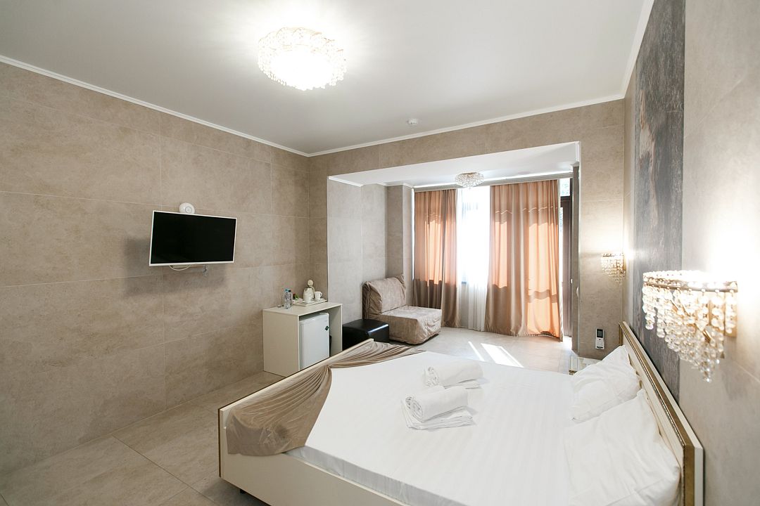 Комфорт 2-местный (с доп.местом и террасой)