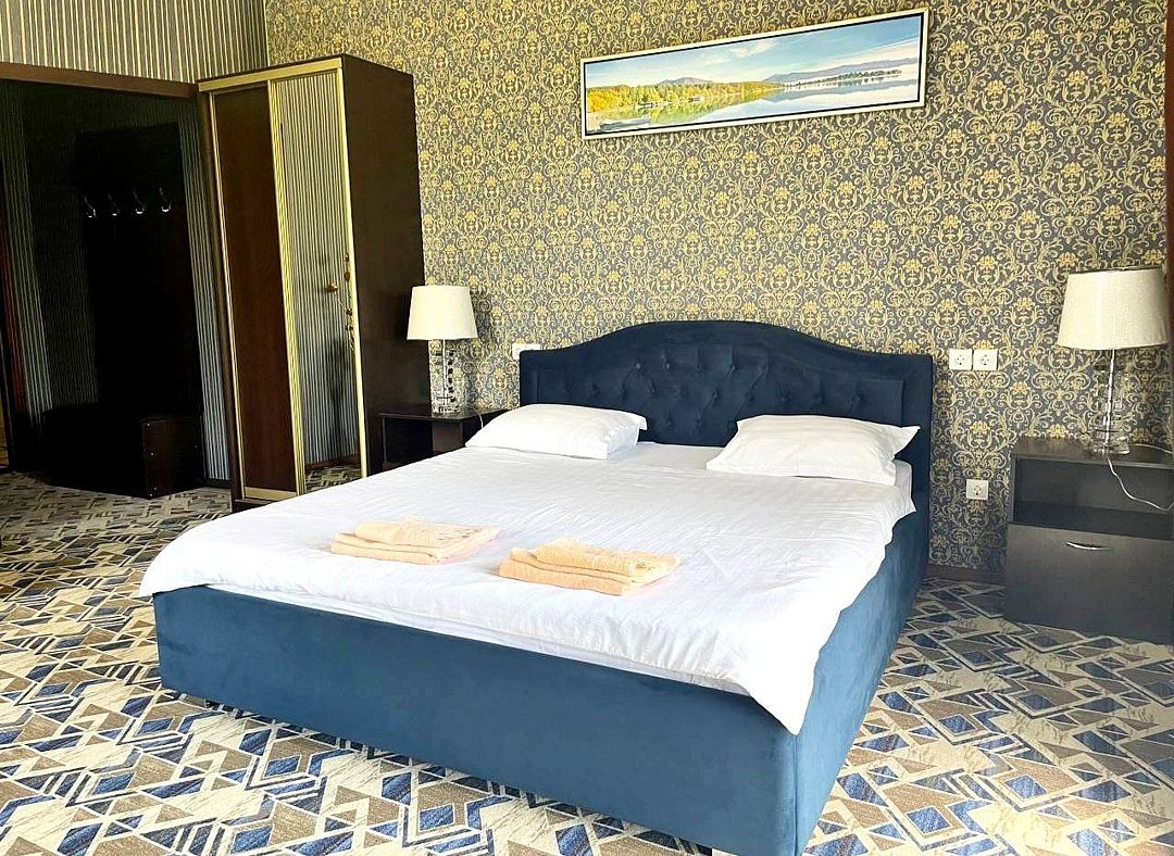 Полулюкс 2-местный (с диваном)