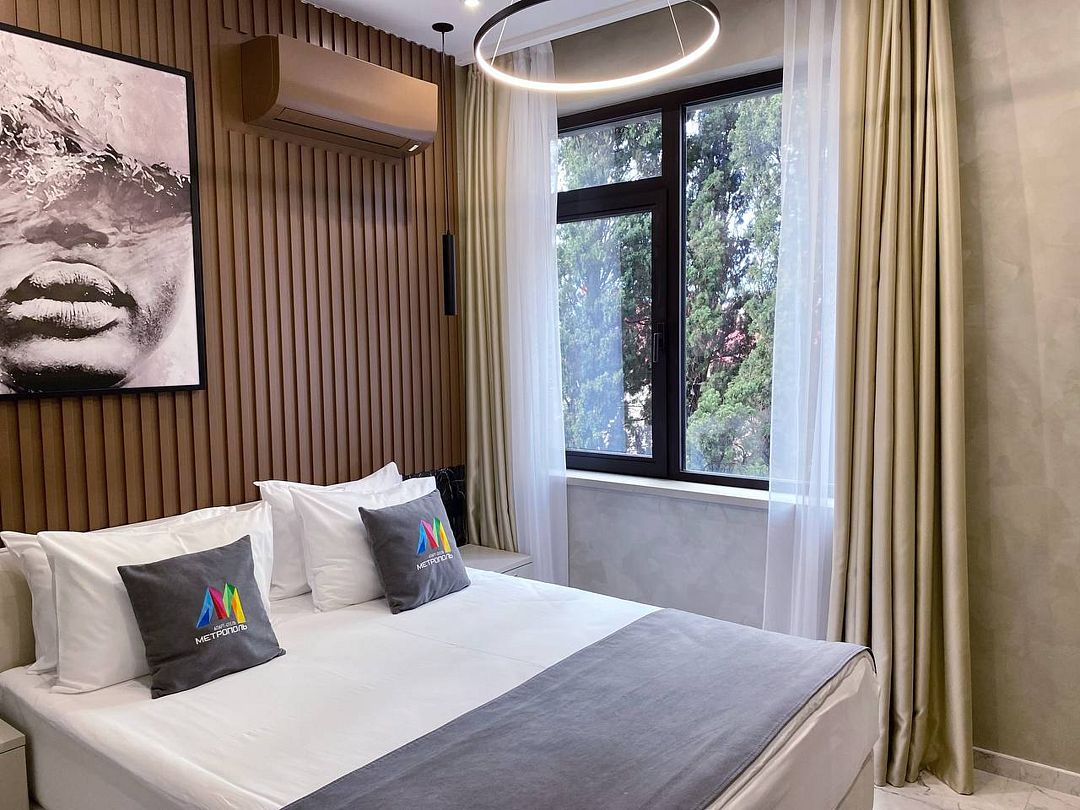 Апартаменты Luxe 6-местный 3-комнатный (2 спальни, 1 этаж)