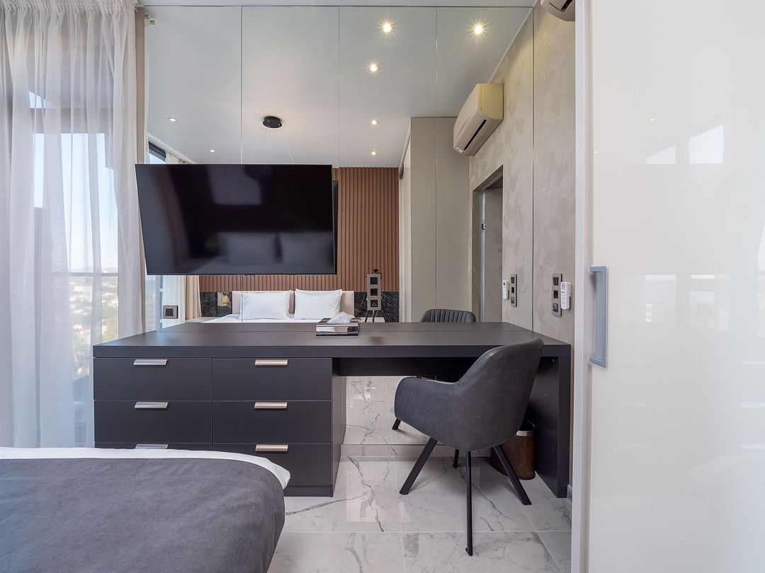 Апартаменты Luxe 6-местный 3-комнатный (2 спальни)