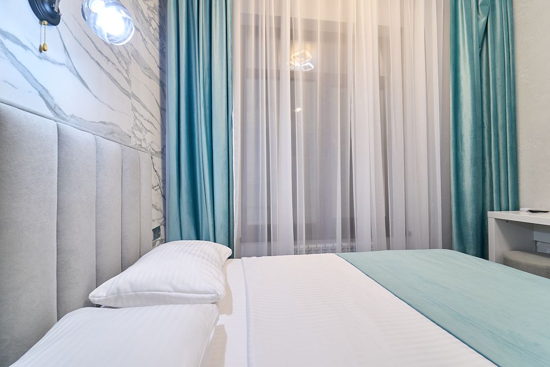 Стандартный 2-местный Бюджетный (фальш-окно)