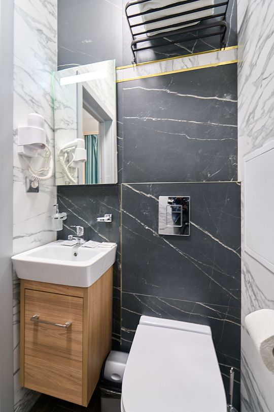 Стандартный 2-местный Бюджетный (фальш-окно)