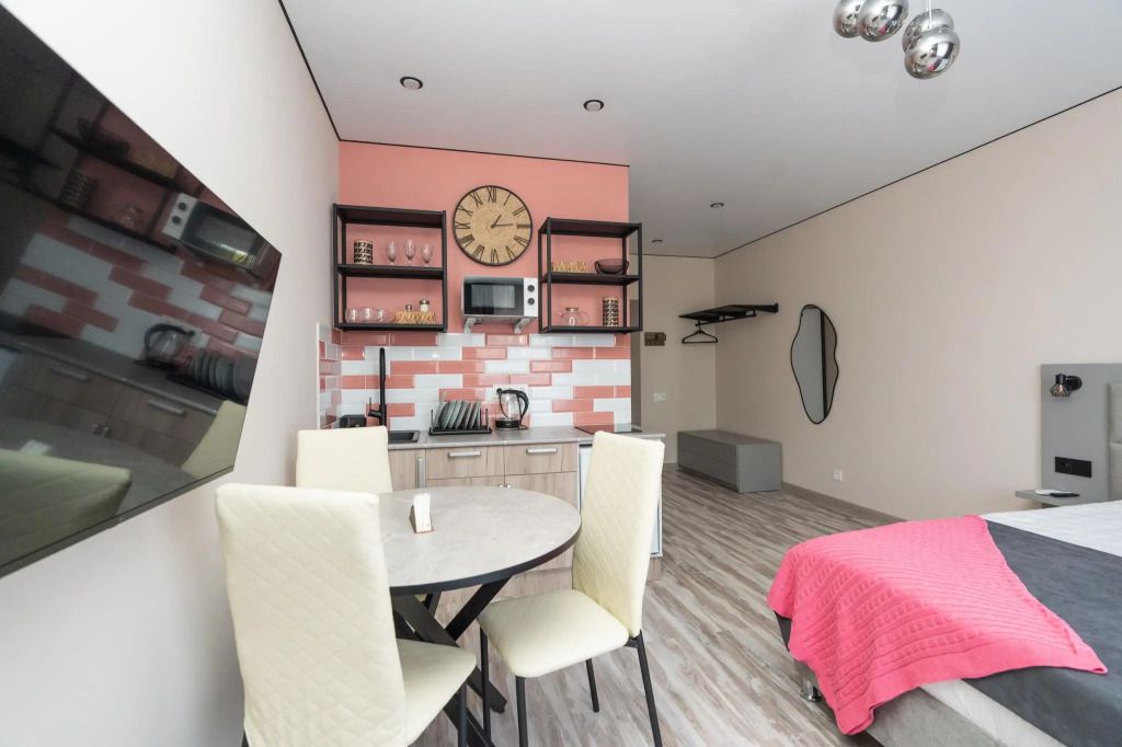 Атмосфера на улице  Декабристов, Республика Северная Осетия (Алания): фото 5