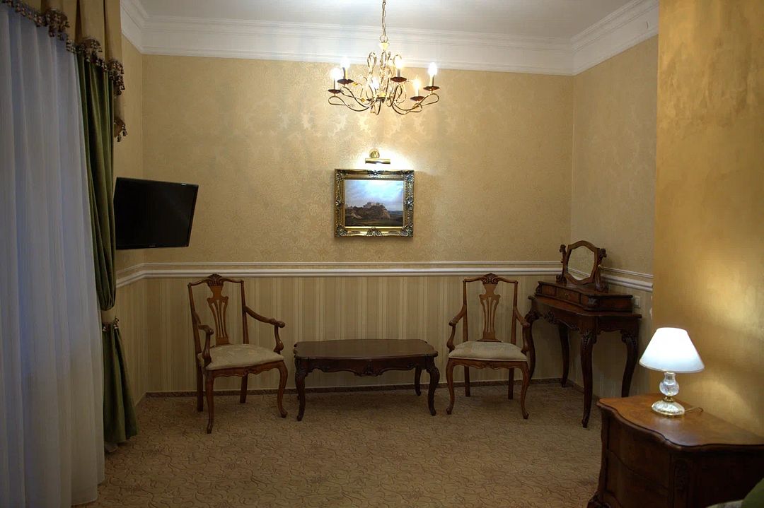 Люкс 3-местный 2-комнатный (№1)