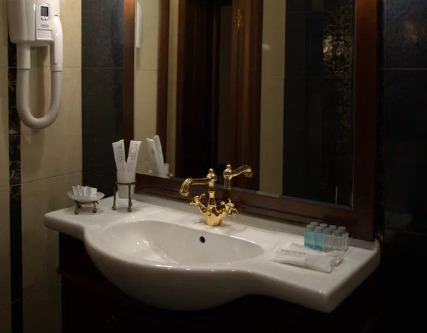 Люкс 3-местный 2-комнатный (№8)