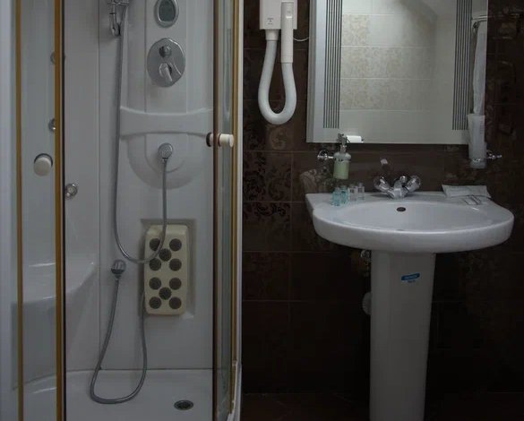 Мансарданый 2-местный 1-комнатный (№11)