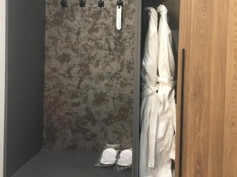 Люкс 4-местный 2-комнатный