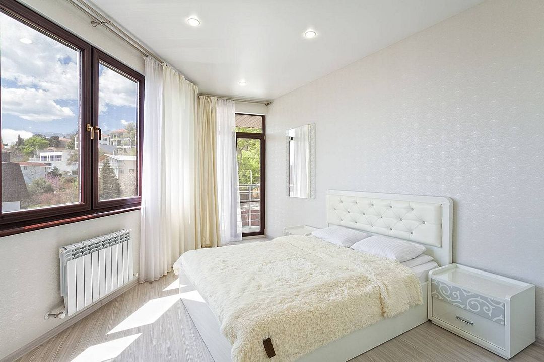 Люкс 4-местный 3-комнатный