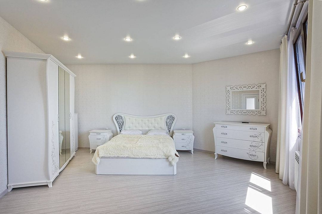 Люкс 4-местный 3-комнатный