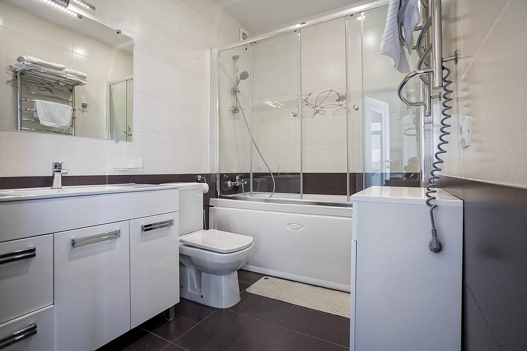 Люкс 4-местный 3-комнатный