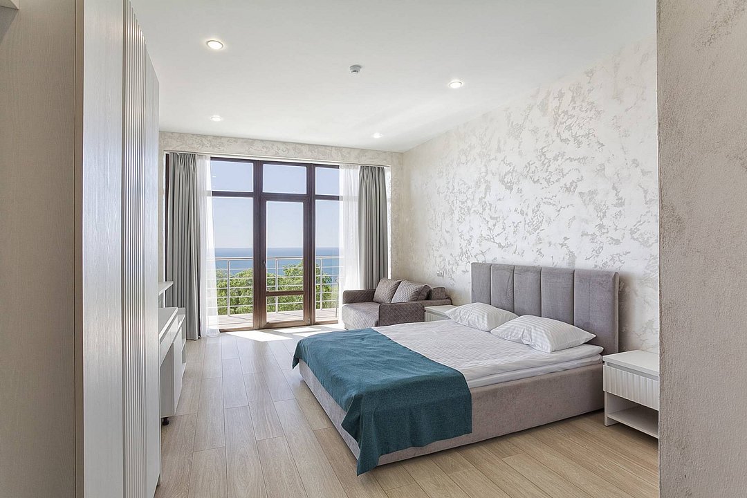 Семейный плюс 2-местный 1-комнатный (вид на море)