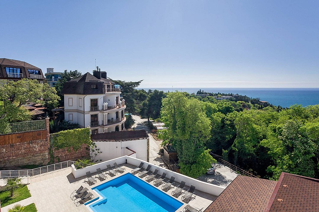 Семейный плюс 2-местный 1-комнатный (вид на море)