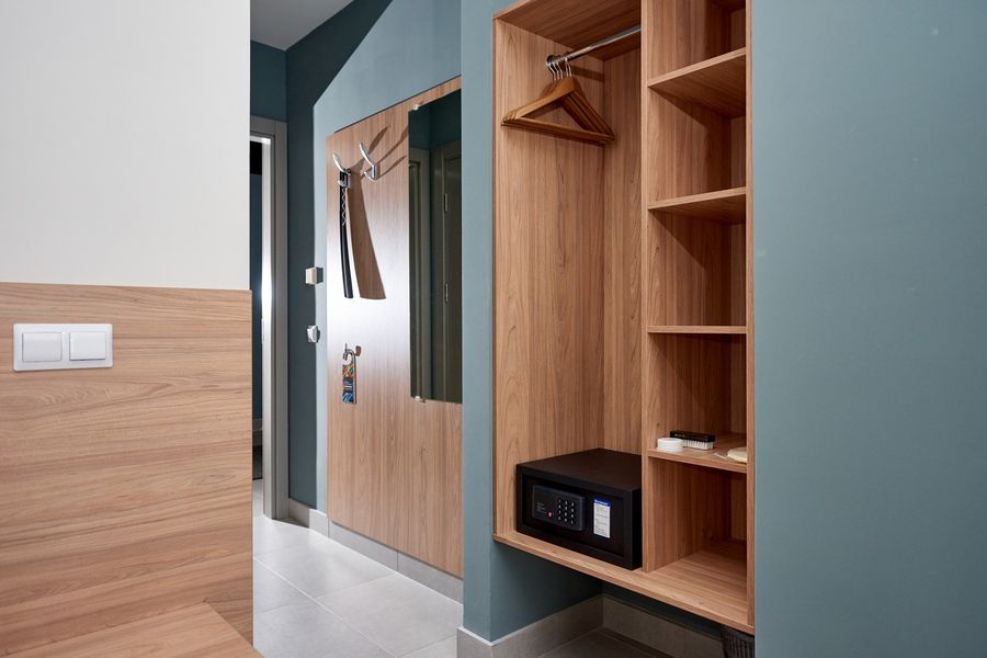 Стандартный 1-местный