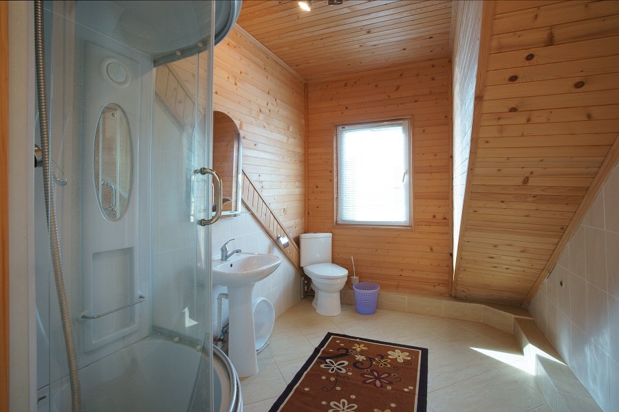 Номер 2-местный 3-комнатный (деревянный коттедж, 1 3таж)