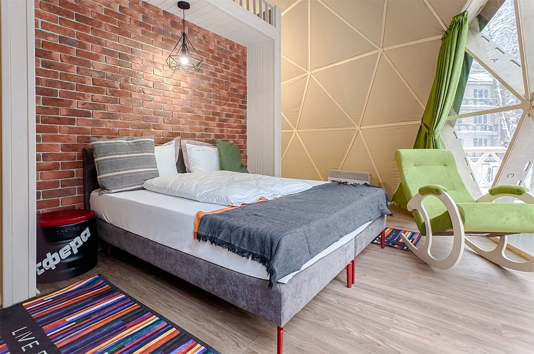 Дом-сфера 4-местный (Дизайнерский)