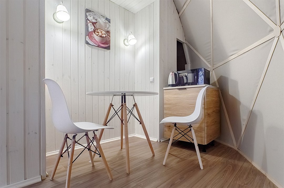 Дом-сфера 4-местный (Дизайнерский)