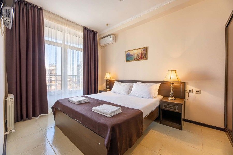 Люкс 5-местный 2-комнатный