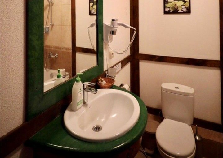 Апартаменты Просторные 2-местный 2-комнатный (1 спальня)