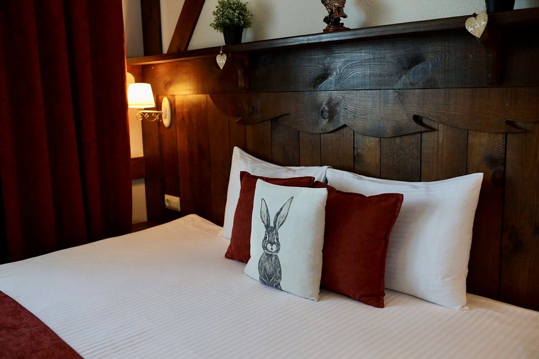 Апартаменты Просторные 2-местный 2-комнатный (1 спальня, вид на озеро)