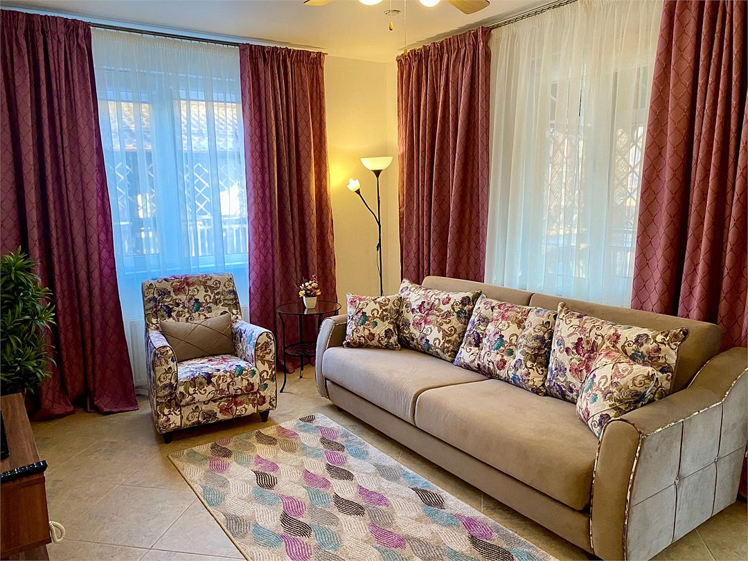 Коттедж 6-местный 4-комнатный 2-этажный