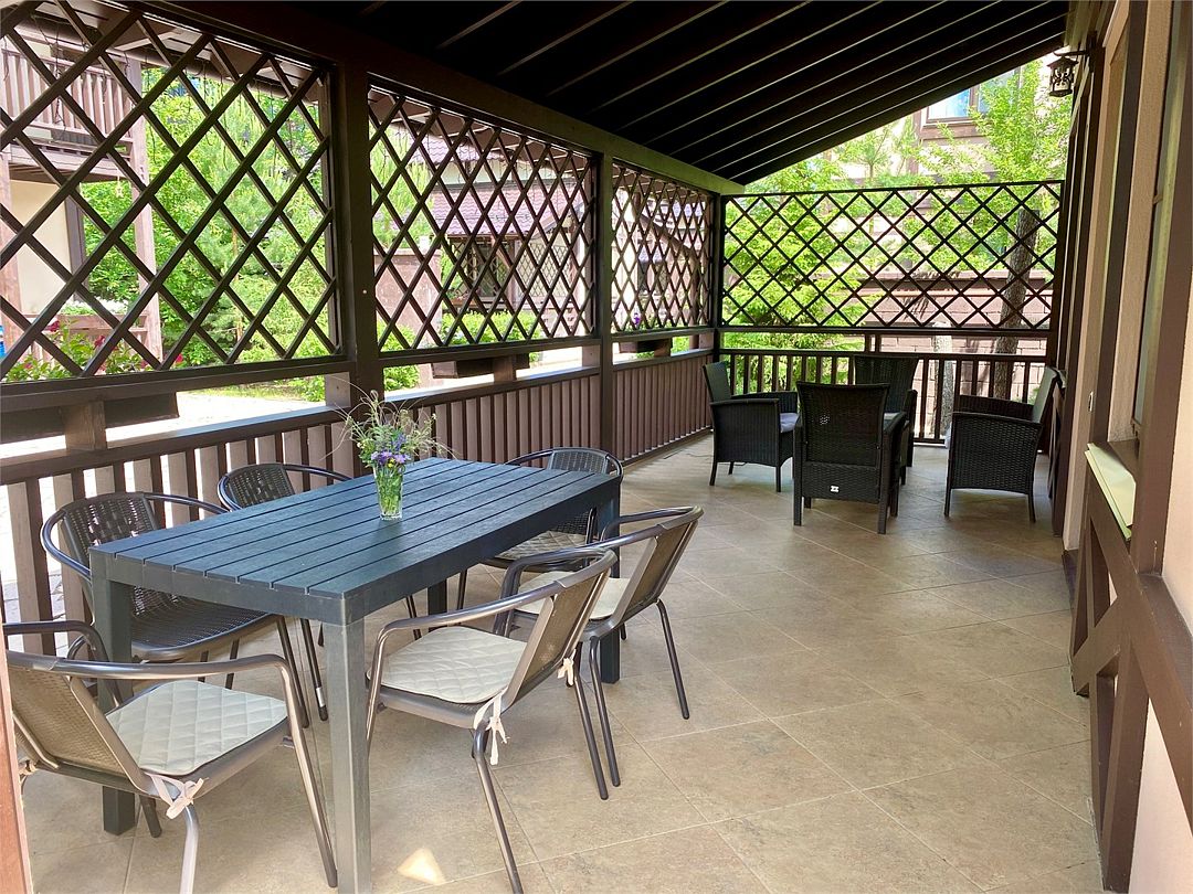 Коттедж 6-местный 4-комнатный 2-этажный