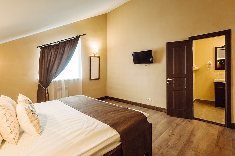 Сюит 3-местный 2-комнатный (корпус Фэнтази)