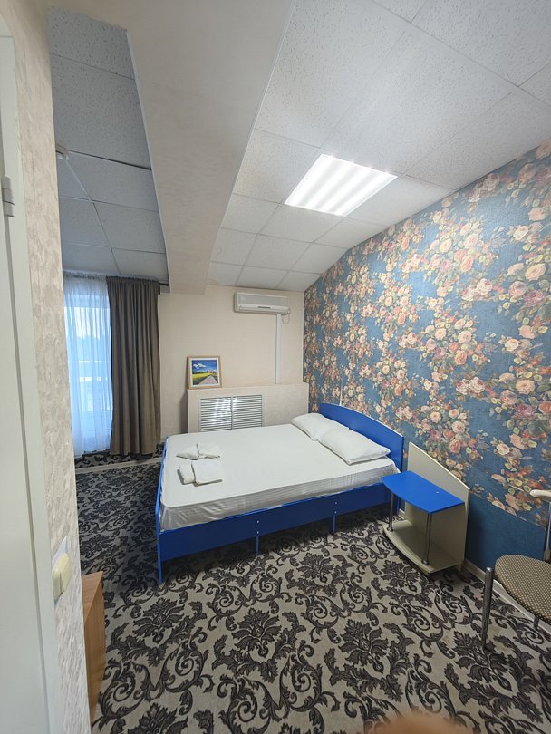 Стандартный 3-местный (с балконом)