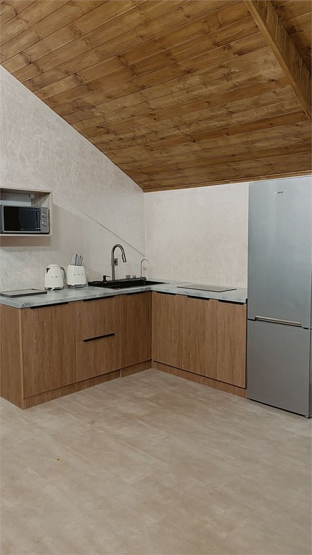 Апартаменты 5-местный 2-комнатный (с джакузи 1)