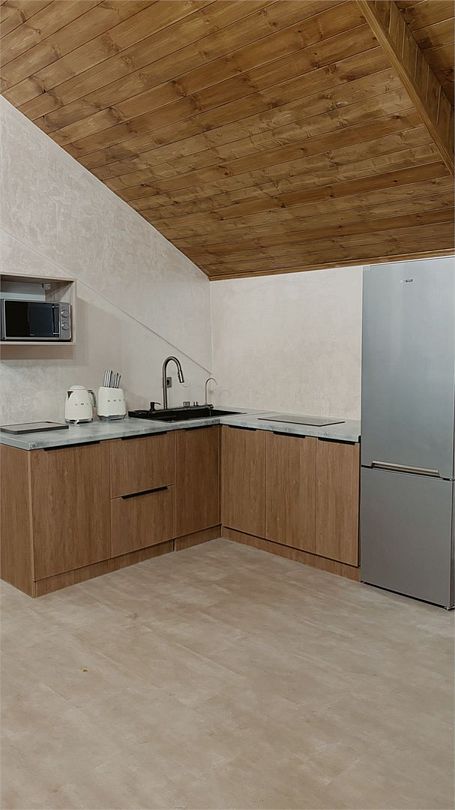 Апартаменты 5-местный 2-комнатный (с джакузи 1)