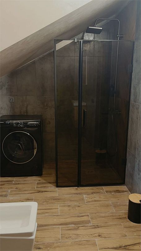 Апартаменты 5-местный 2-комнатный (с джакузи 1)