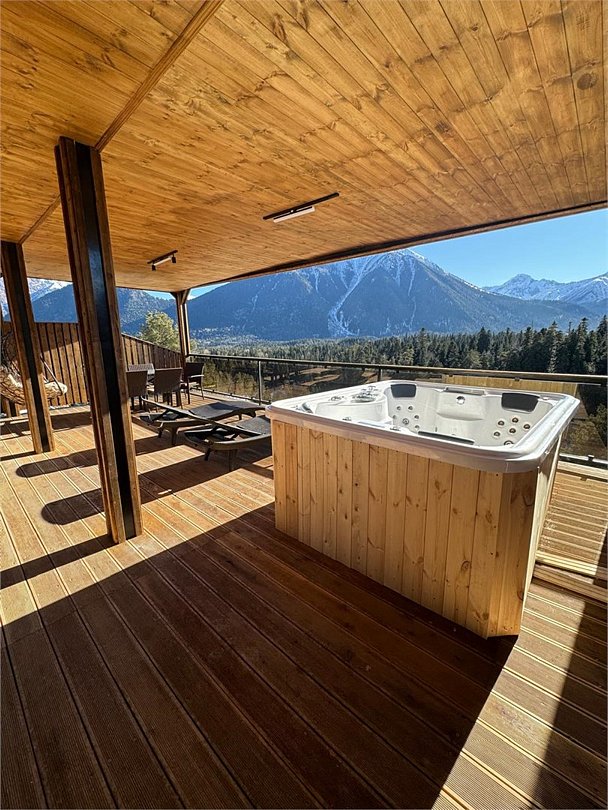 Апартаменты 5-местный 2-комнатный (с джакузи 2)