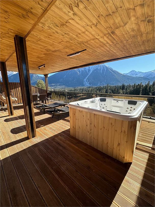 Апартаменты 5-местный 2-комнатный (с джакузи 2)