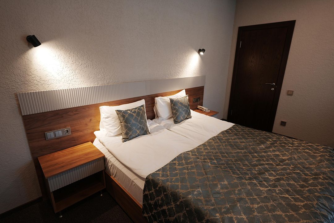 Люкс 4-местный 2-комнатный