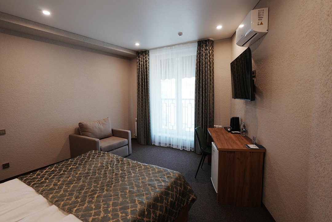 Люкс 4-местный 2-комнатный