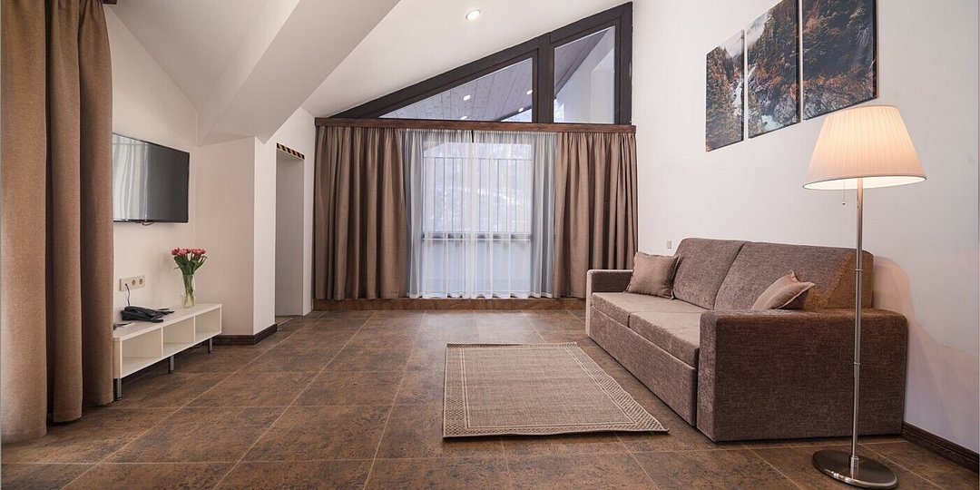 Шале Улучшенный 3-местный