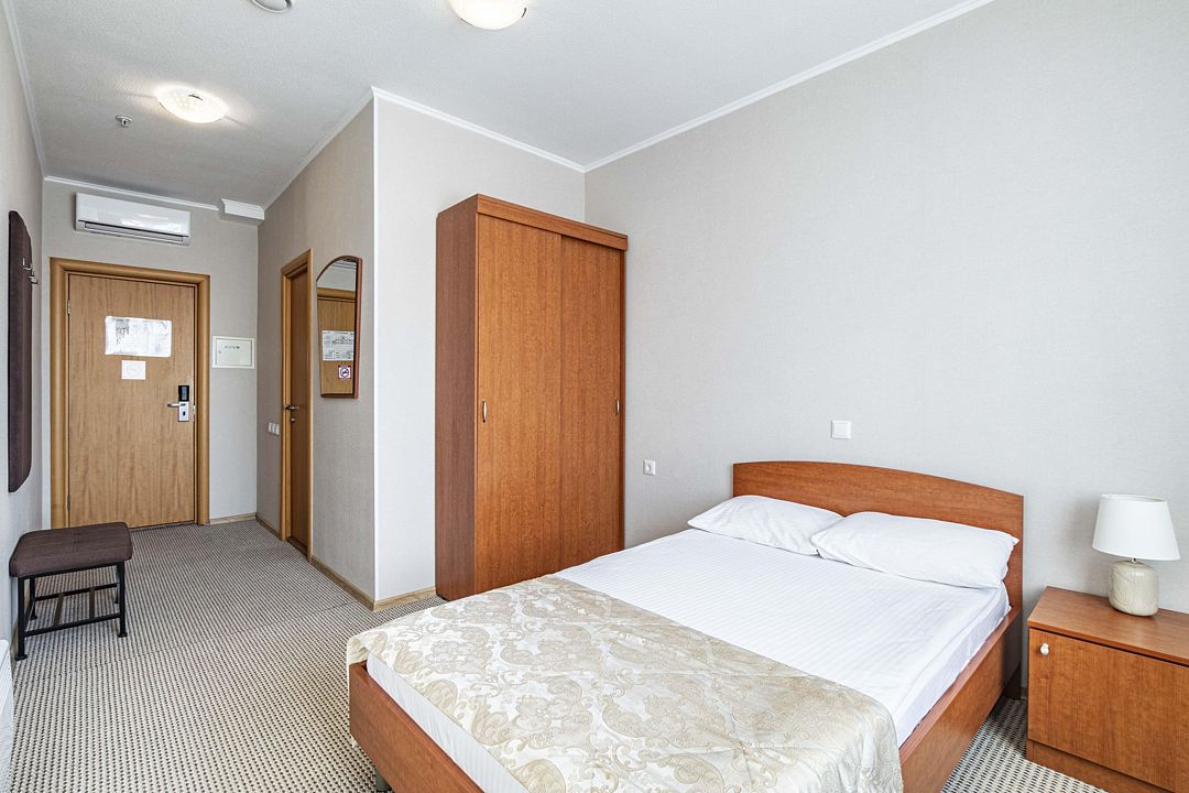 Стандартный 1-местный