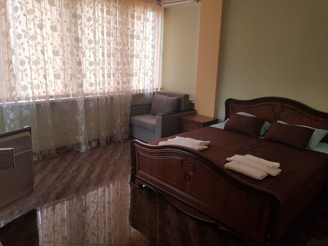 Стандартный 2-местный 1-комнатный (вид на горы)