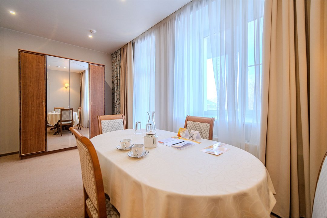 Делюкс 2-местный JACUZZI (вид на лес)