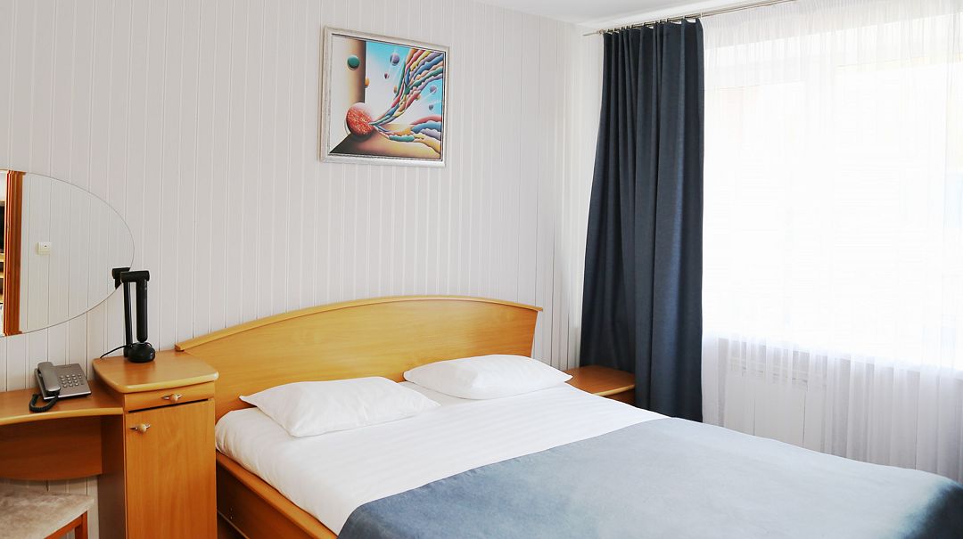 Джуниор сюит 1-местный 2-комнатный (корпус 1)