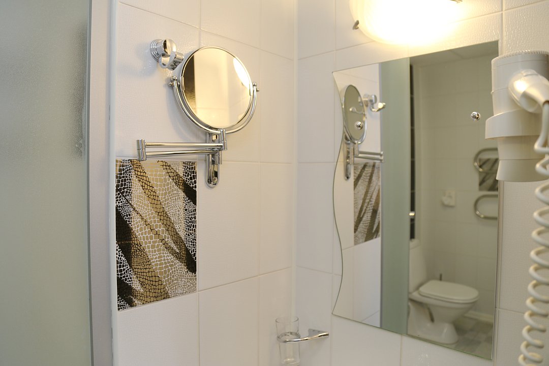 Джуниор сюит 1-местный 2-комнатный (корпус 1)