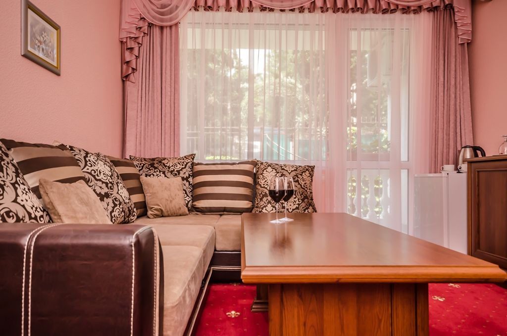 Люкс 2-местный 2-комнатный (корпус 1)