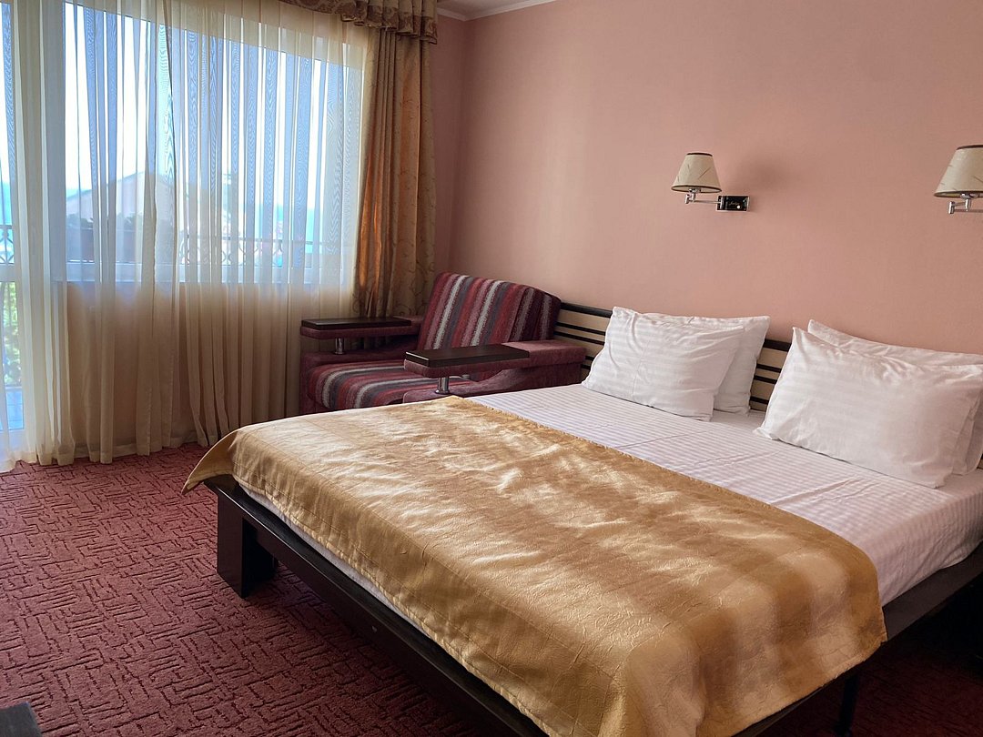 Полулюкс 2-местный 1-комнатный (корпус 3)