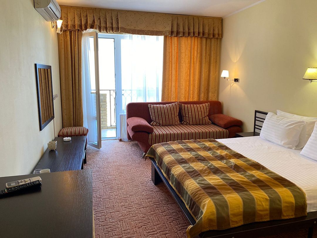 Полулюкс 2-местный 1-комнатный (корпус 3)