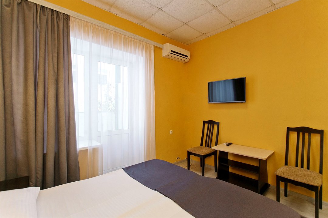 Бюджетный 2-местный (с балконом)