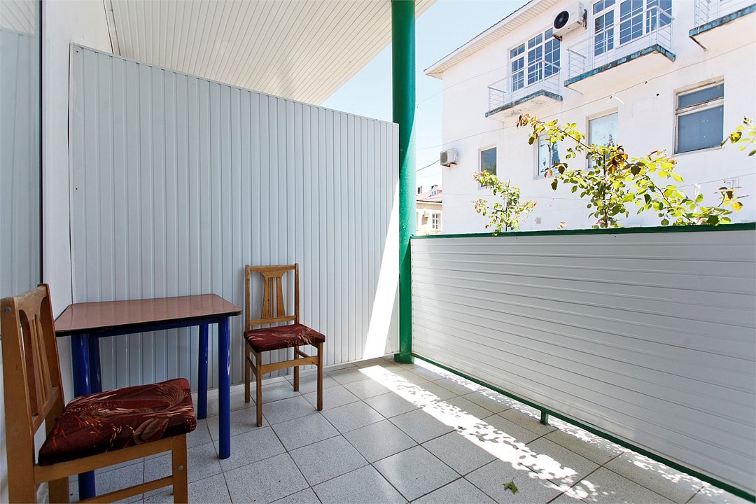 Бюджетный 2-местный (с балконом)